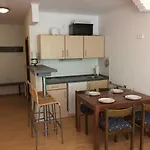 Appartement Laerchenhof Nr 8 *